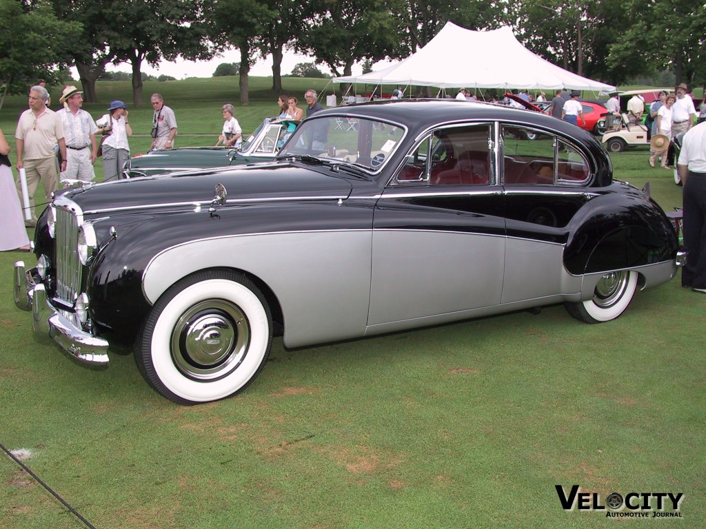 1959 Jaguar Mark IX Sedan