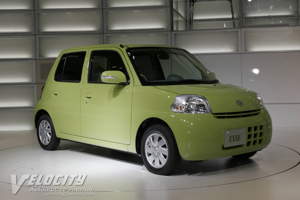 2005 Daihatsu ESSE