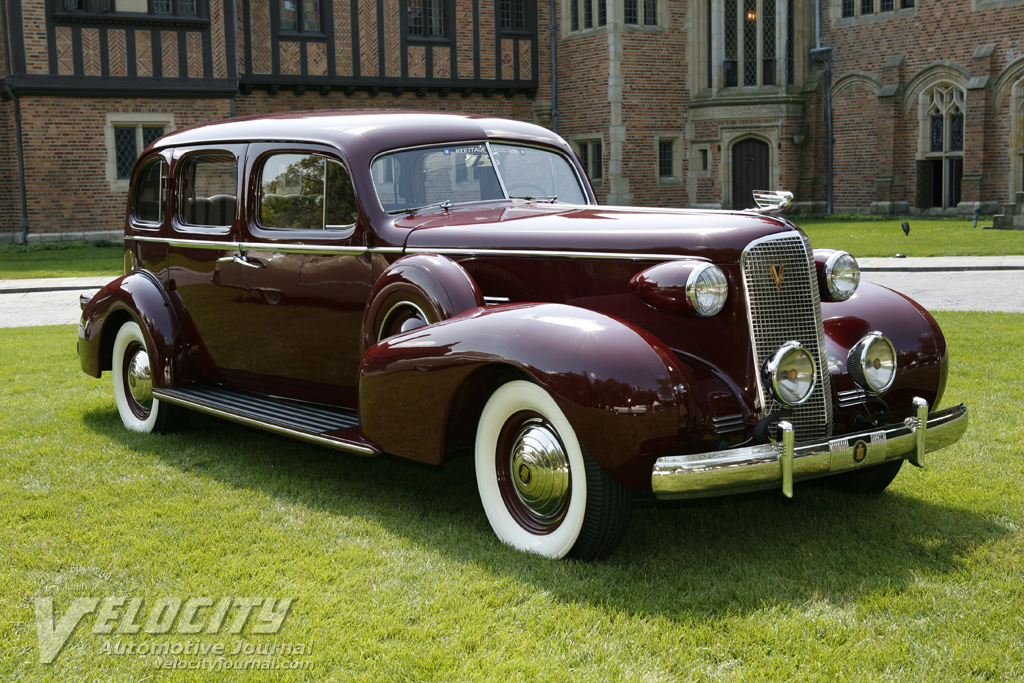 1937 Cadillac Sedan