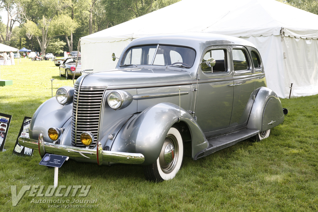 1938 Nash Lafayette sedan