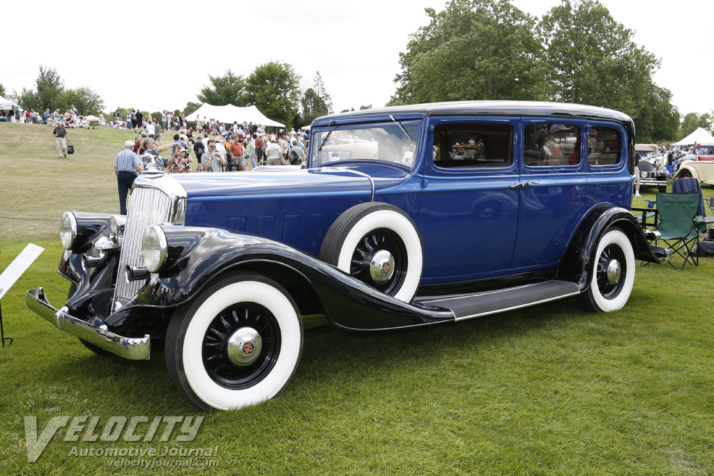 1933 Pierce-Arrow 836 limousine