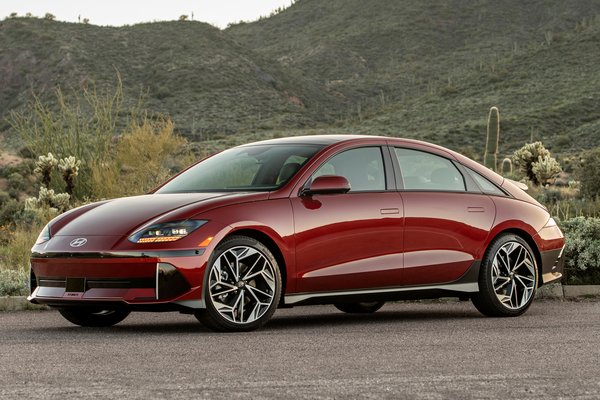 2025 Hyundai Ioniq 6 Limited