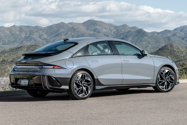 2025 Hyundai Ioniq 6 Limited