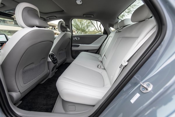 2025 Hyundai Ioniq 6 Limited Interior