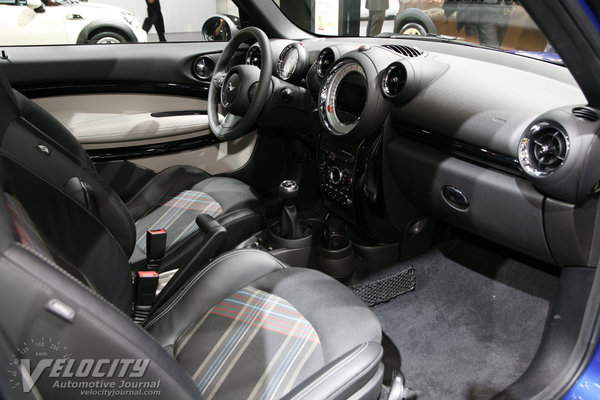 2013 Mini Paceman Interior