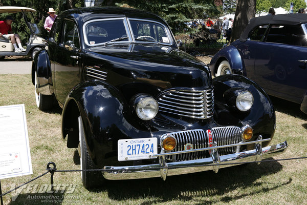 1941 Graham Hollywood sedan