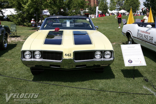 1969 Oldsmobile 4-4-2 convertible