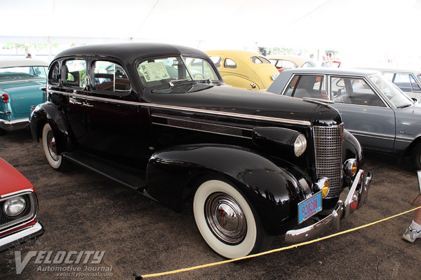 1937 Oldsmobile L-37 Touring Sedan