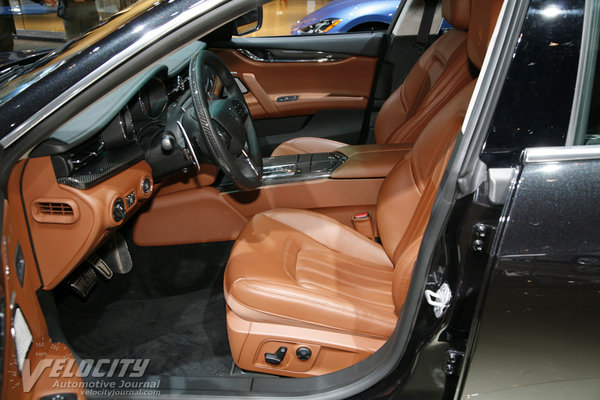 2014 Maserati Quattroporte Interior