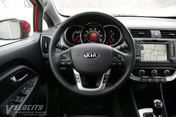 2013 Kia Rio 5-door Instrumentation