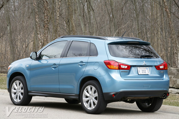 2013 Mitsubishi Outlander Sport SE