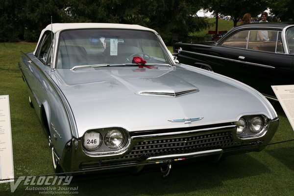 1962 Ford Thunderbird