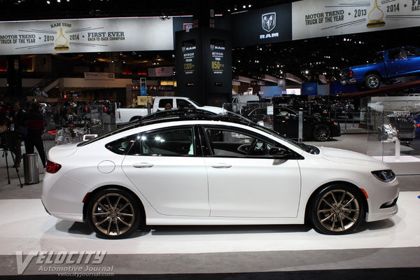 2015 Chrysler 200 (with Mopar accessories)