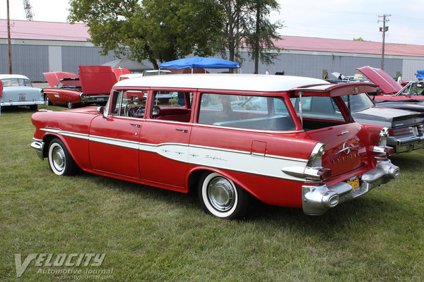 1957 Pontiac Super Chief Safari wagon