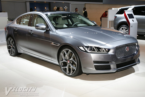 2016 Jaguar XE sedan