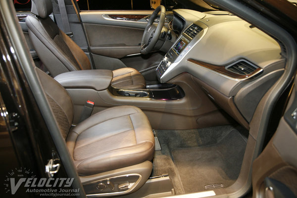 2016 Lincoln MKX Interior