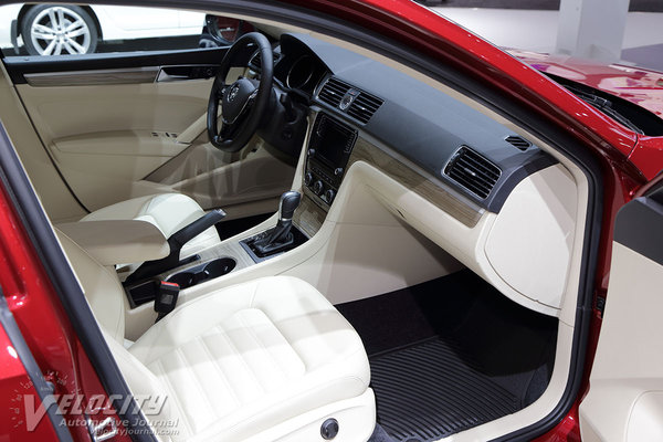 2016 Volkswagen Passat Interior