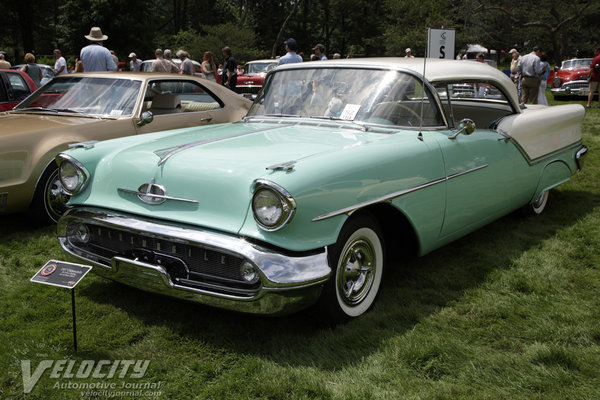 1957 Oldsmobile 88 Series 2-door hardtop