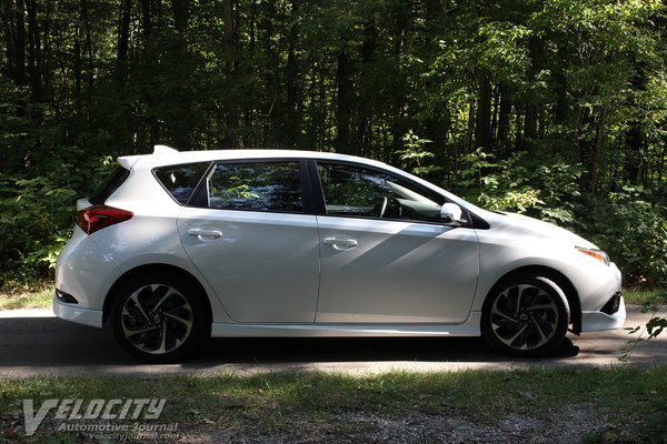 2016 Scion iM