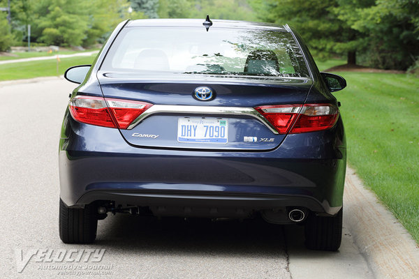 2016 Toyota Camry XLE Hybrid