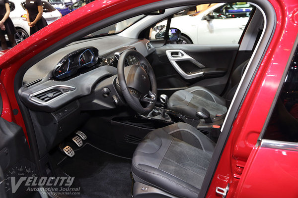 2016 Peugeot 2008 Interior