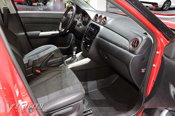 2016 Suzuki Vitara Interior