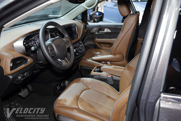 2017 Chrysler Pacifica Interior