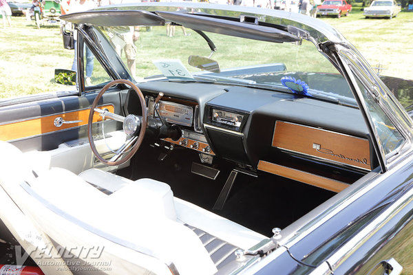 1961 Lincoln Continental Convertible Interior