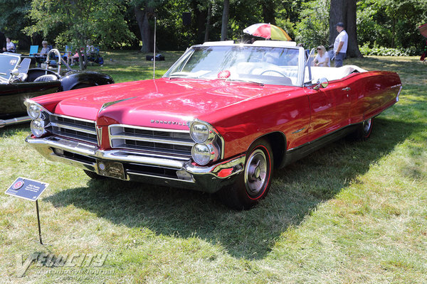 1965 Pontiac Bonneville convertible