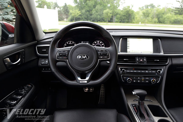 2016 Kia Optima SX Instrumentation