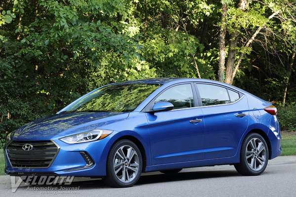 2017 Hyundai Elantra Limited sedan