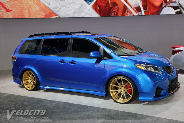 2016 Toyota Extreme Sienna