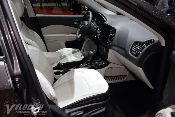 2017 Jeep Compass Interior