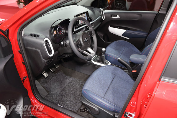 2017 Kia Picanto Interior