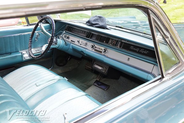 1964 Oldsmobile 98 Interior