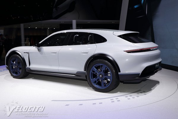 2018 Porsche Mission E Cross Turismo