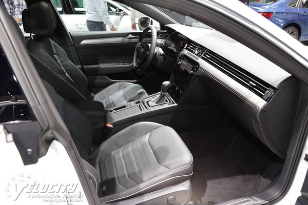 2019 Volkswagen Arteon R-Line Interior