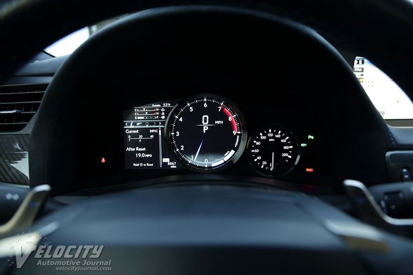 2018 Lexus GS F Instrumentation