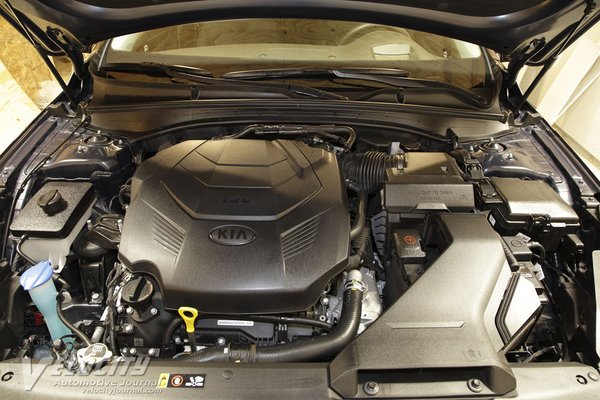 2018 Kia Cadenza SXL Engine