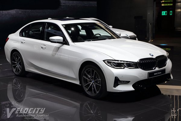 2020 BMW 3-Series 330e sedan