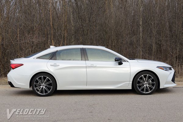 2019 Toyota Avalon Touring