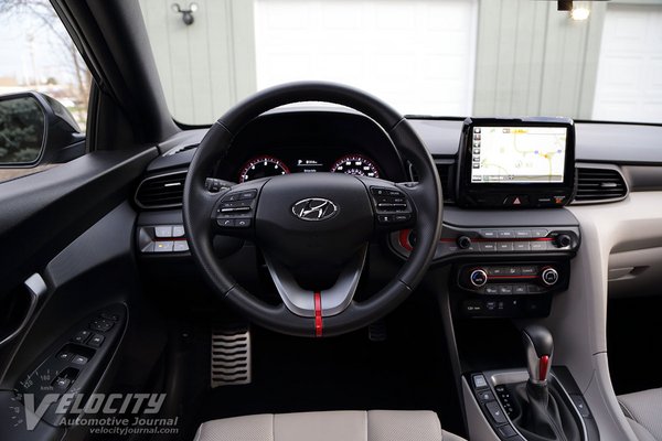 2019 Hyundai Veloster Ultimate Instrumentation