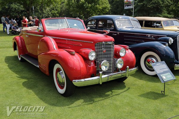 1939 Cadillac Series 90 Convertible Coupe