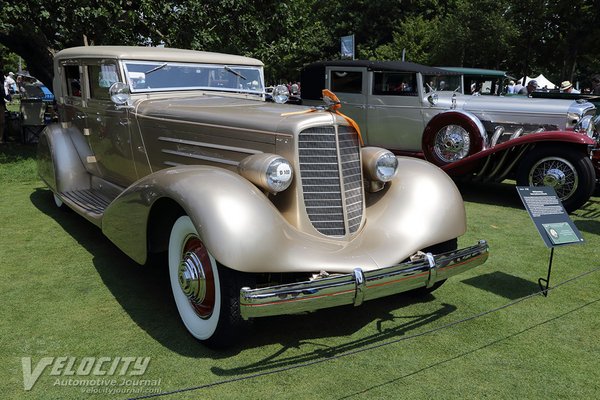 1929 Duesenberg Model J Sedan by Bohman & Schwartz