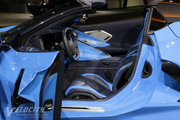 2020 Chevrolet Corvette Convertible Interior