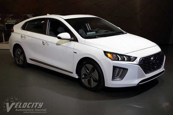 2020 Hyundai Ioniq hybrid