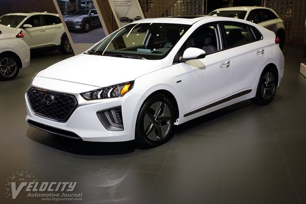 2020 Hyundai Ioniq hybrid