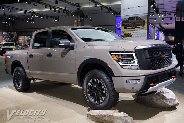 2020 Nissan Titan Crew Cab