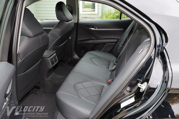 2019 Toyota Camry XLE Interior