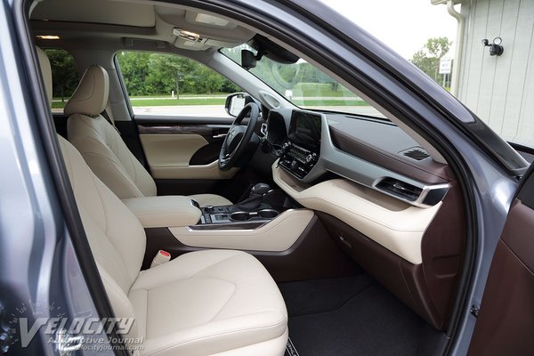 2020 Toyota Highlander Platinum AWD Interior